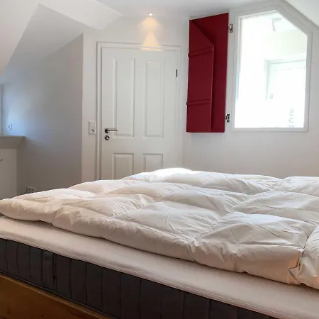 Huus Veerundsuesti *