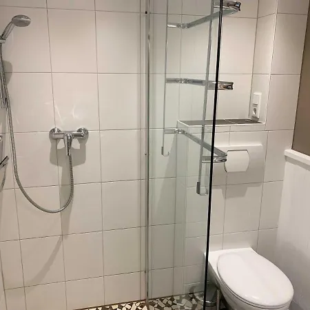 Huus Veerundsuesti 別荘 *